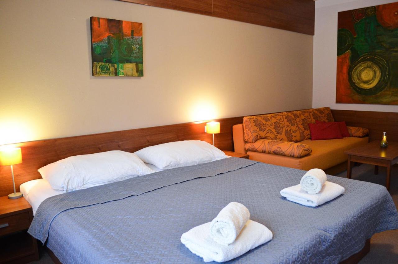 Liptovská Sielnica Wellness Villa Liptov מראה חיצוני תמונה