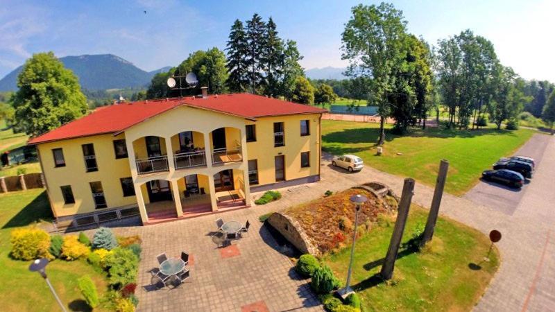 Liptovská Sielnica Wellness Villa Liptov מראה חיצוני תמונה
